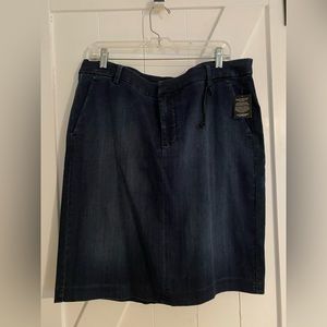 Liverpool pencil skirt